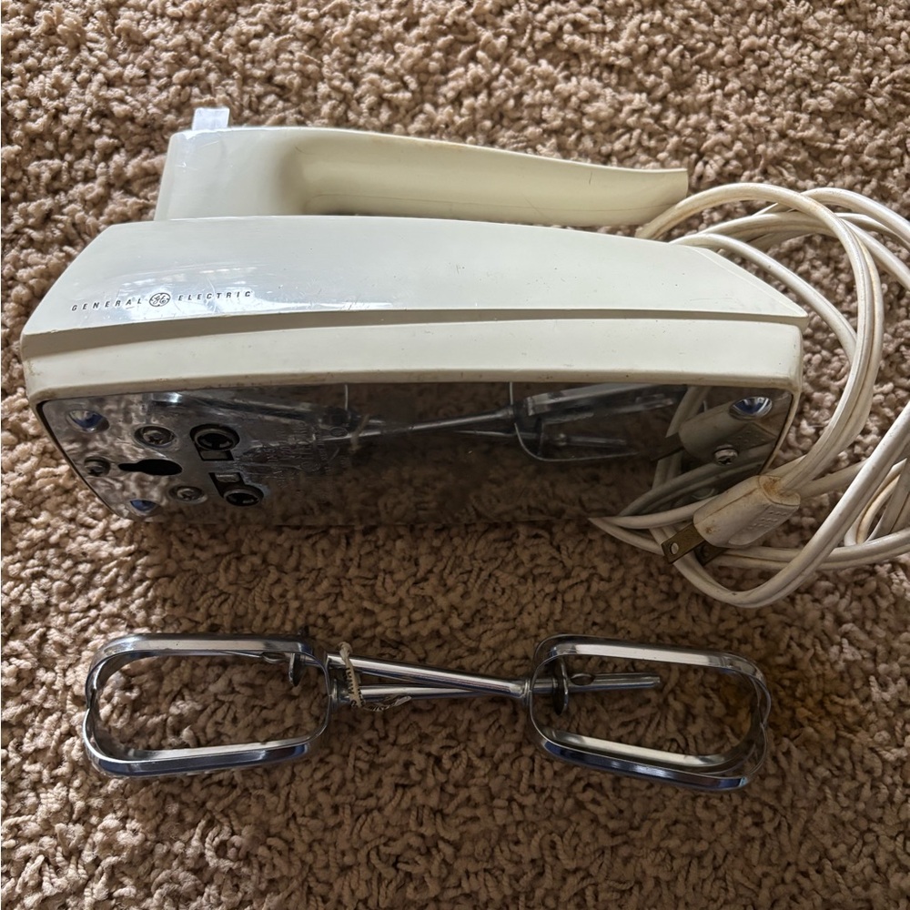 Electric Hand mixer Device - Picture 2 of 3